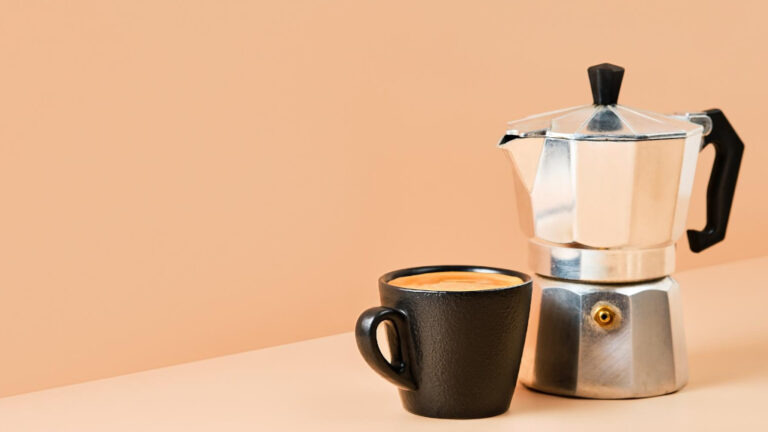 El Secreto De Un Espresso Con Crema En Tu Cafetera Italiana