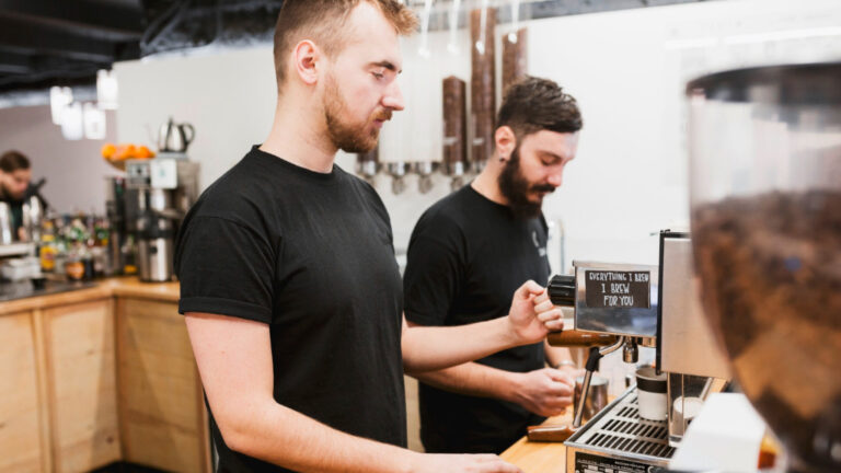 Mejorando Tu Carrera Como Barista Con Cursos Profesionales